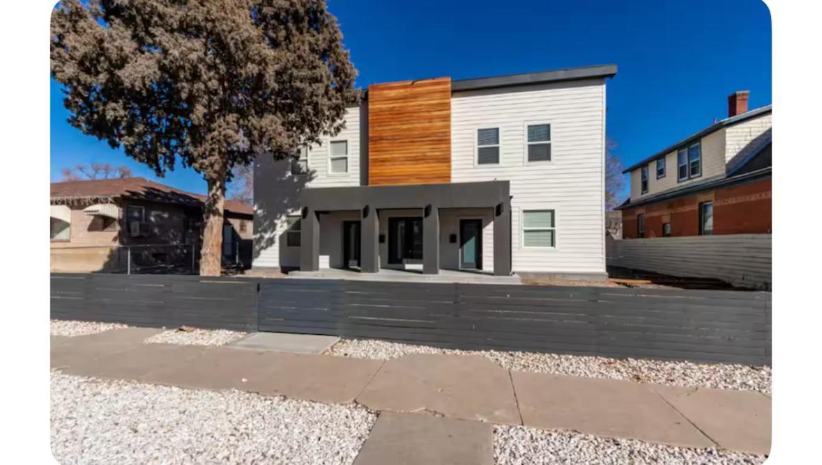 Two Story Apartment For Groups Available Pueblo Exteriér fotografie